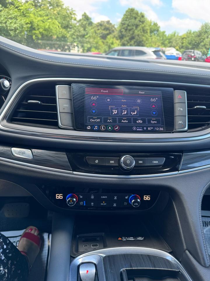 Buick Enclave AWD 4dr Premium 2022