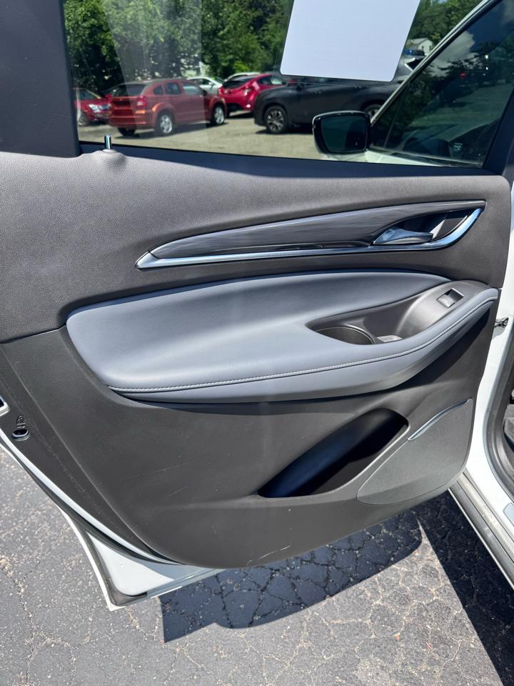 Buick Enclave AWD 4dr Premium 2022