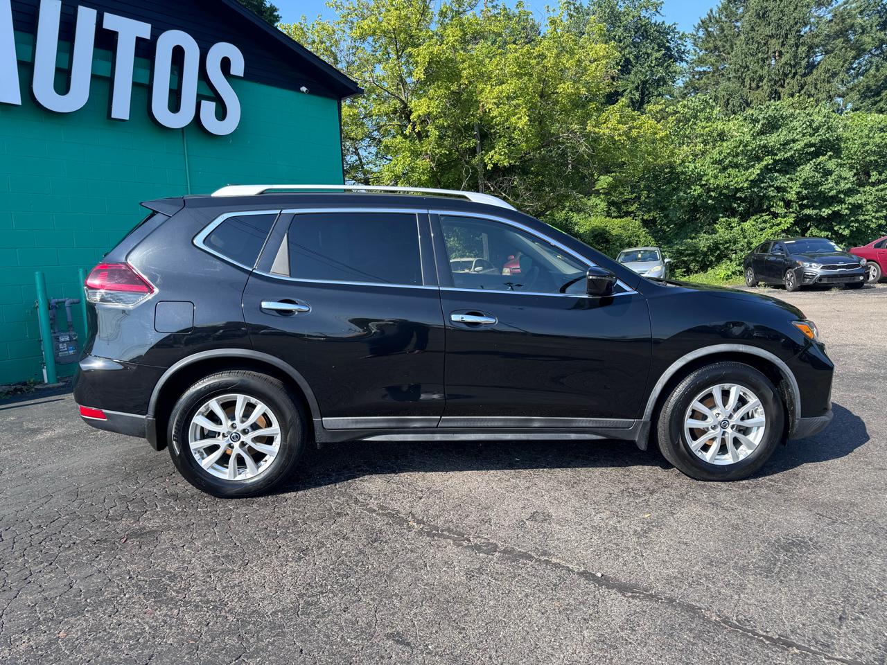 Nissan Rogue FWD SV 2020