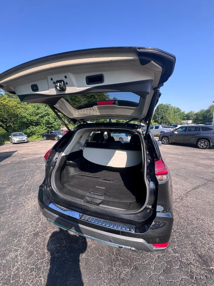 Nissan Rogue FWD SV 2020