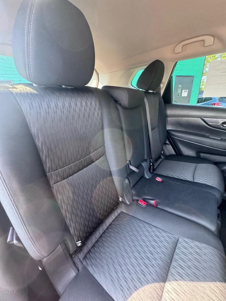 Nissan Rogue FWD SV 2020
