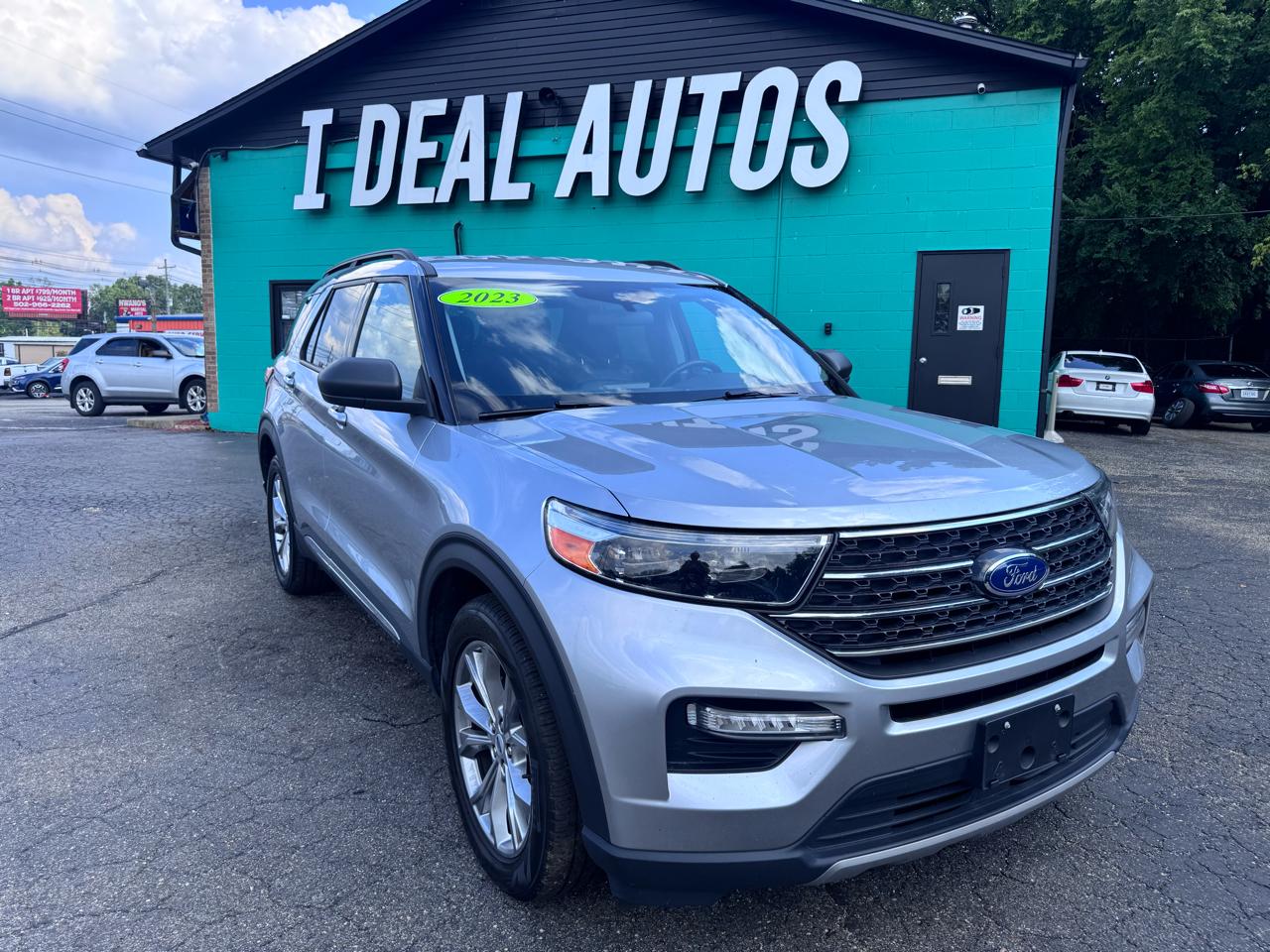 Ford Explorer XLT RWD 2023