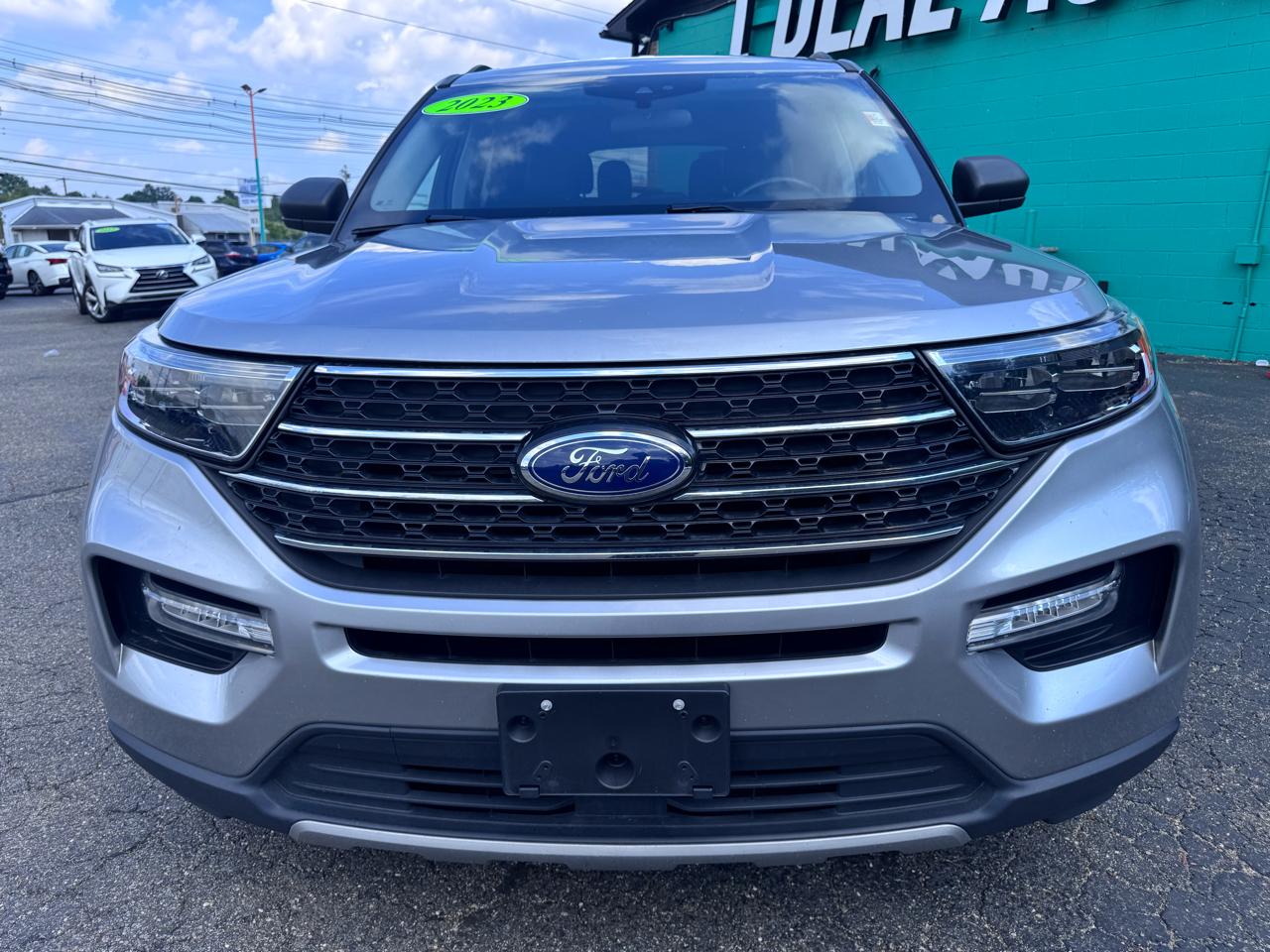 Ford Explorer XLT RWD 2023