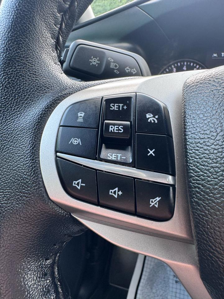 Ford Explorer XLT RWD 2023