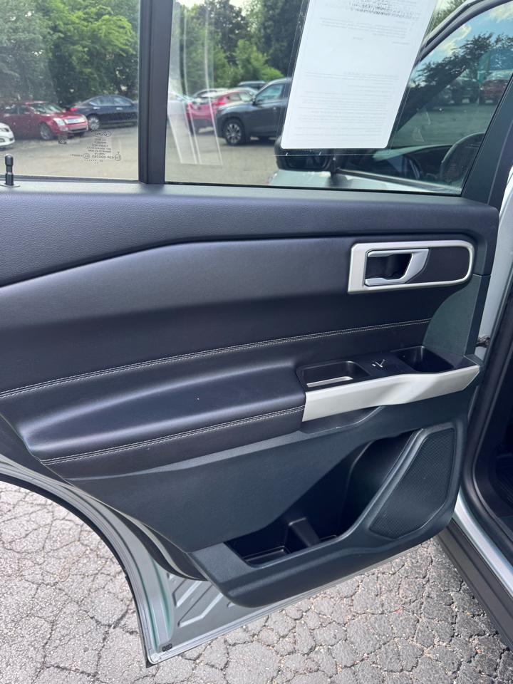 Ford Explorer XLT RWD 2023