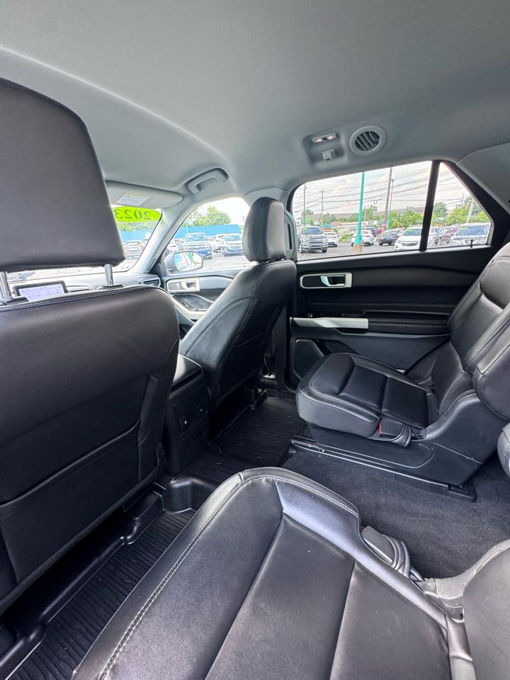 Ford Explorer XLT RWD 2023