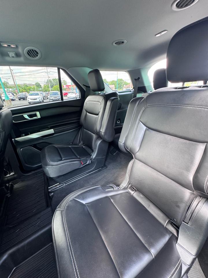 Ford Explorer XLT RWD 2023