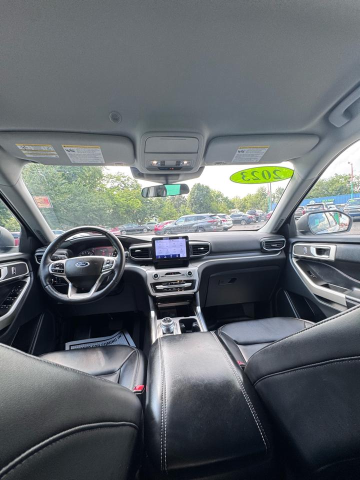 Ford Explorer XLT RWD 2023