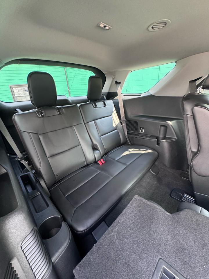 Ford Explorer XLT RWD 2023
