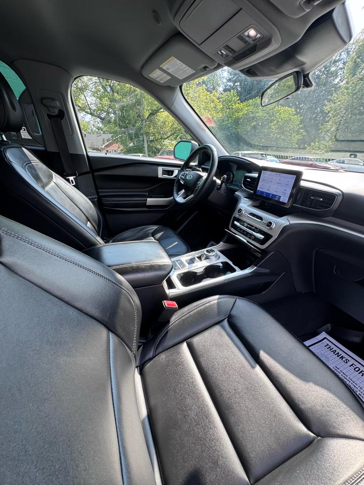 Ford Explorer XLT RWD 2023