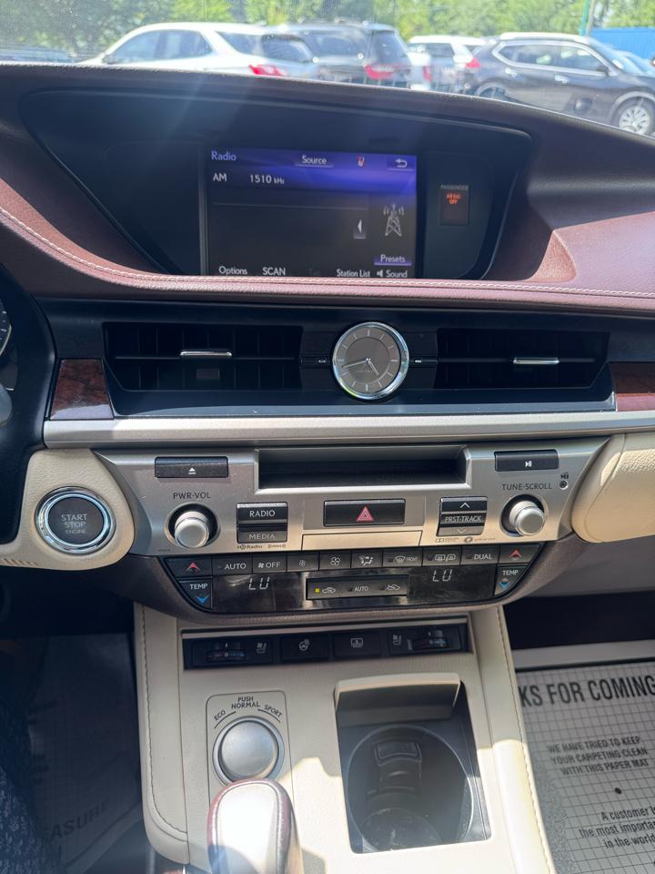 Lexus ES ES 350 FWD 2017