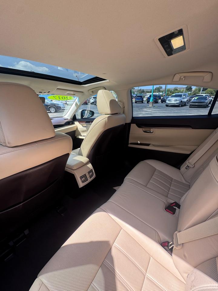 Lexus ES ES 350 FWD 2017