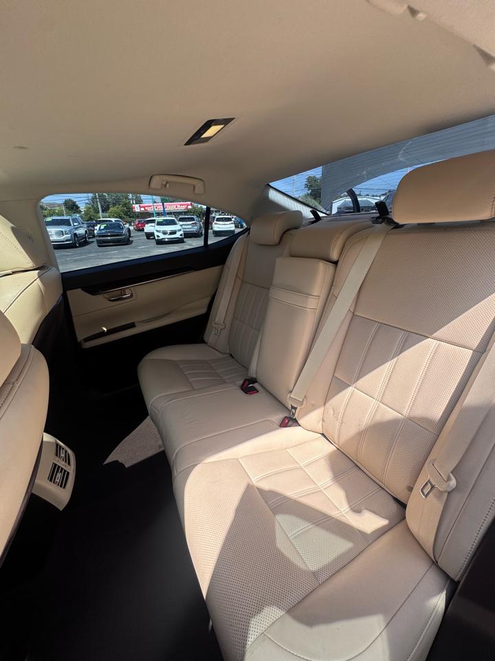 Lexus ES ES 350 FWD 2017