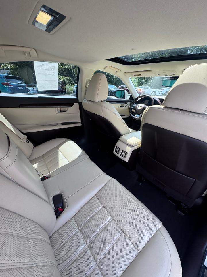 Lexus ES ES 350 FWD 2017