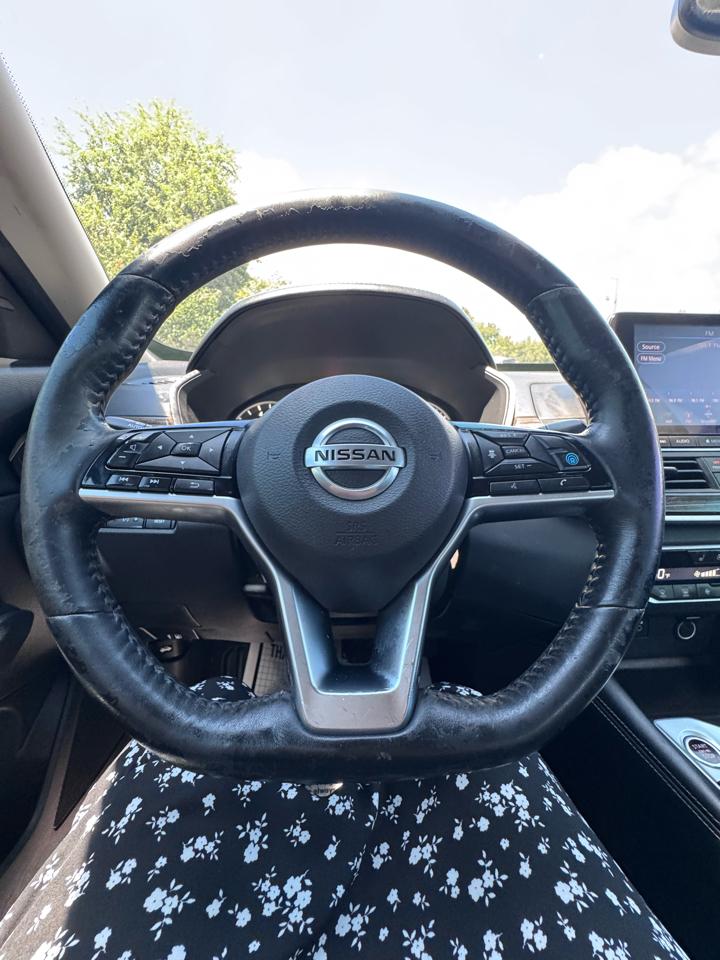Nissan Altima 2.5 Platinum Sedan 2019