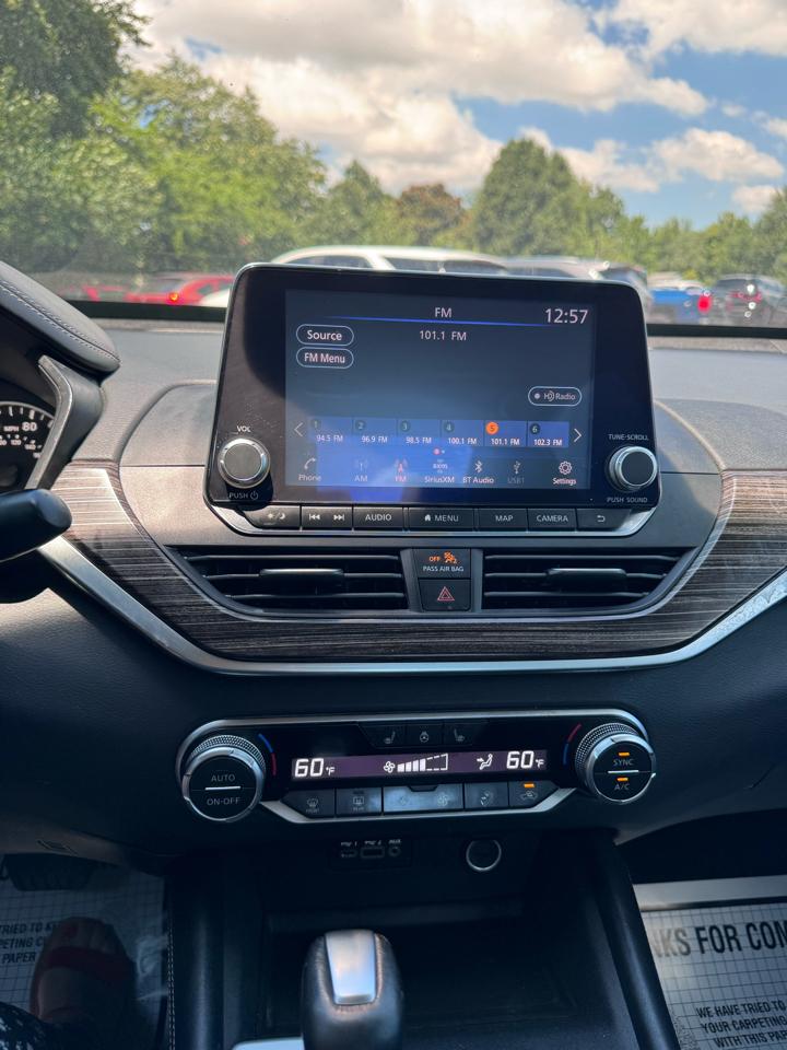 Nissan Altima 2.5 Platinum Sedan 2019