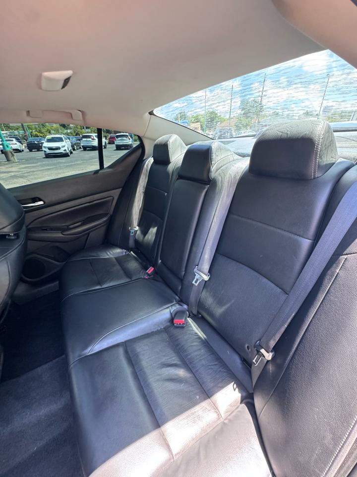 Nissan Altima 2.5 Platinum Sedan 2019