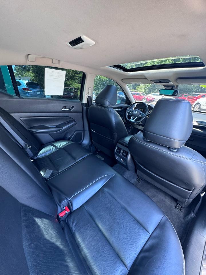 Nissan Altima 2.5 Platinum Sedan 2019