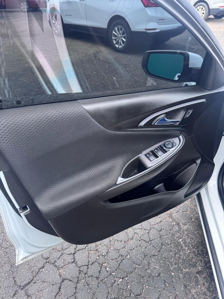 Chevrolet Malibu 4dr Sdn 1LT 2023