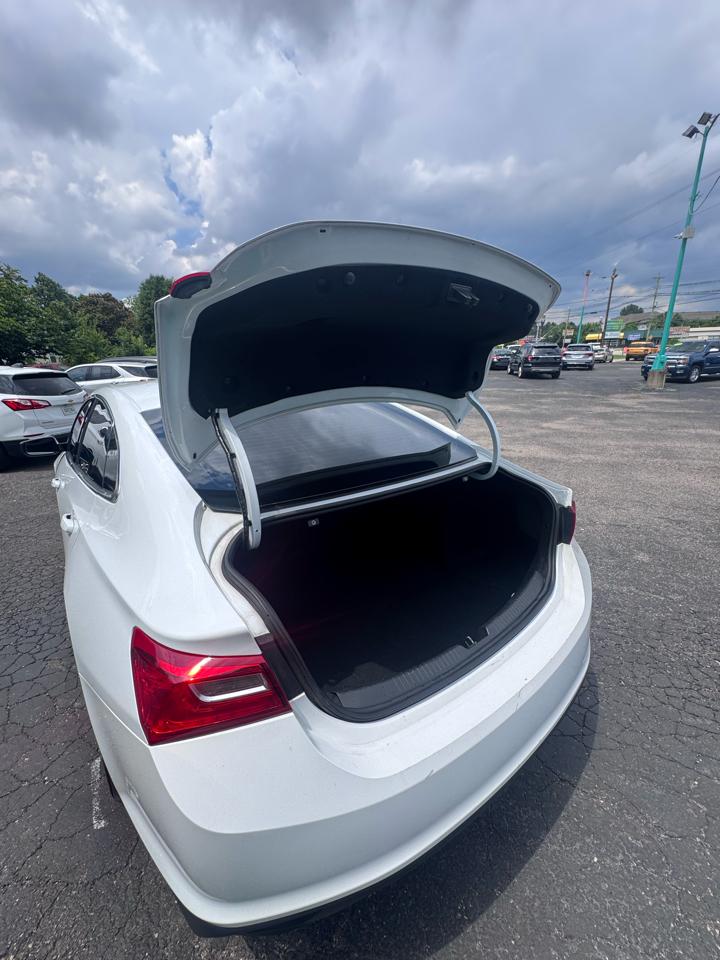 Chevrolet Malibu 4dr Sdn 1LT 2023