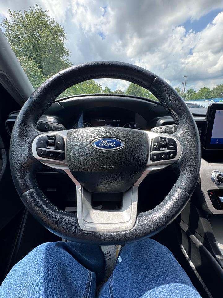 Ford Explorer XLT 4WD 2023