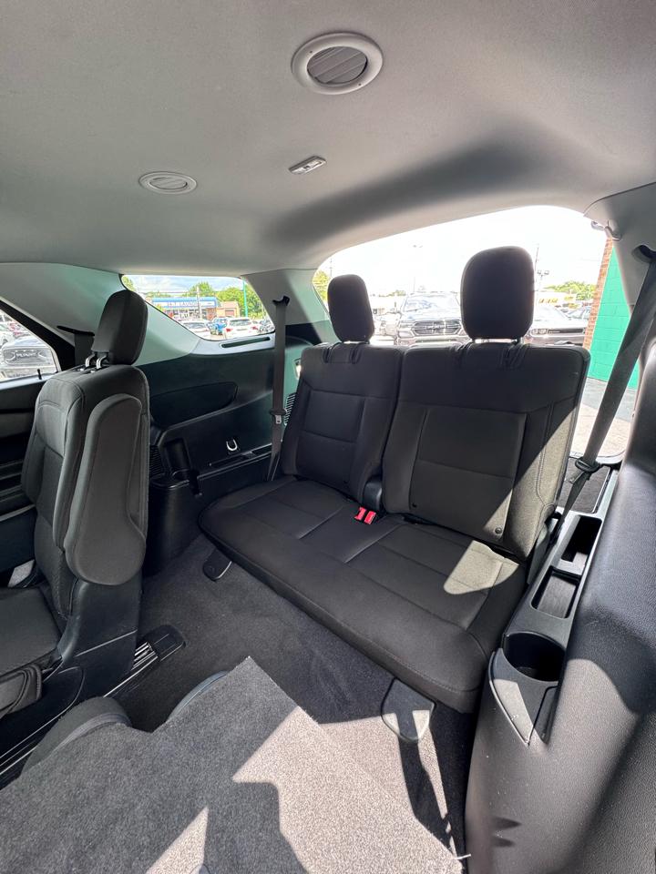 Ford Explorer XLT 4WD 2023