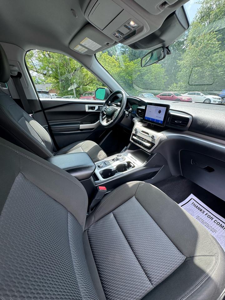 Ford Explorer XLT 4WD 2023