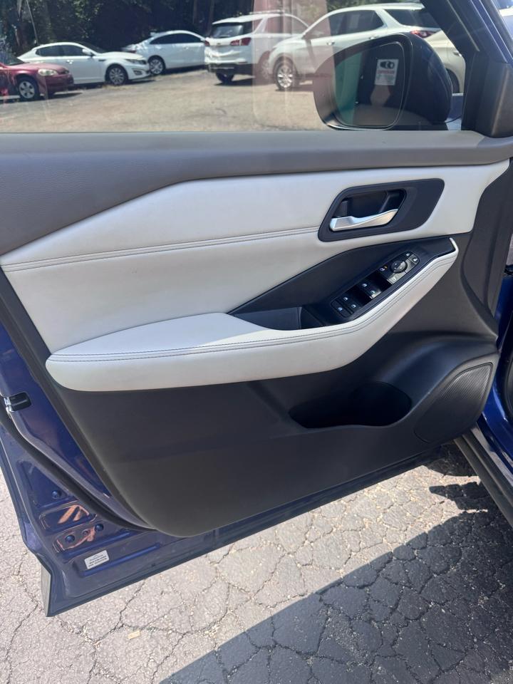 Nissan Rogue AWD SV *Ltd Avail* 2023