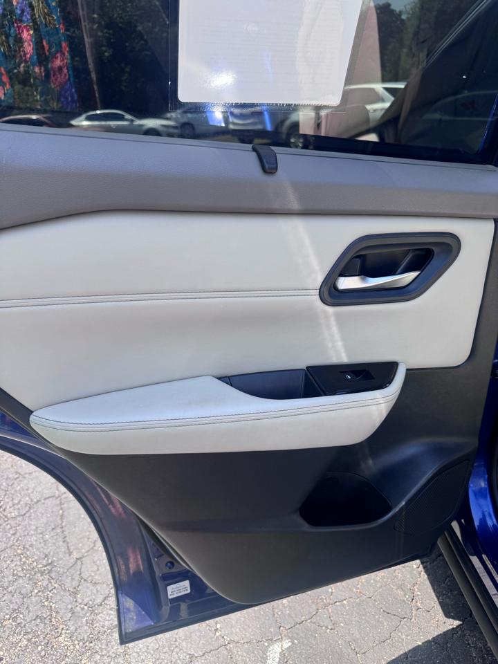 Nissan Rogue AWD SV *Ltd Avail* 2023
