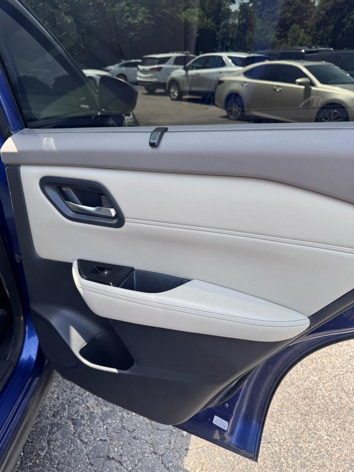 Nissan Rogue AWD SV *Ltd Avail* 2023