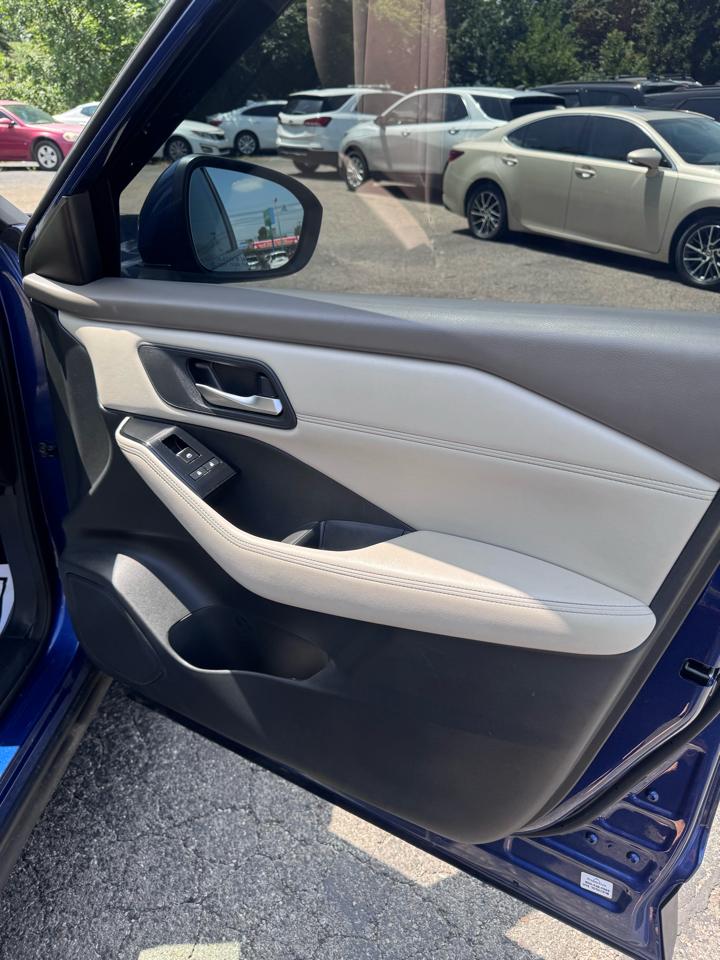 Nissan Rogue AWD SV *Ltd Avail* 2023
