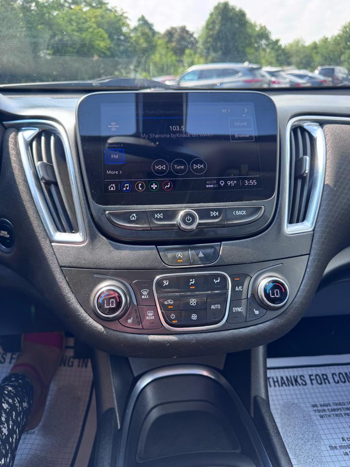 Chevrolet Malibu 4dr Sdn LT 2021