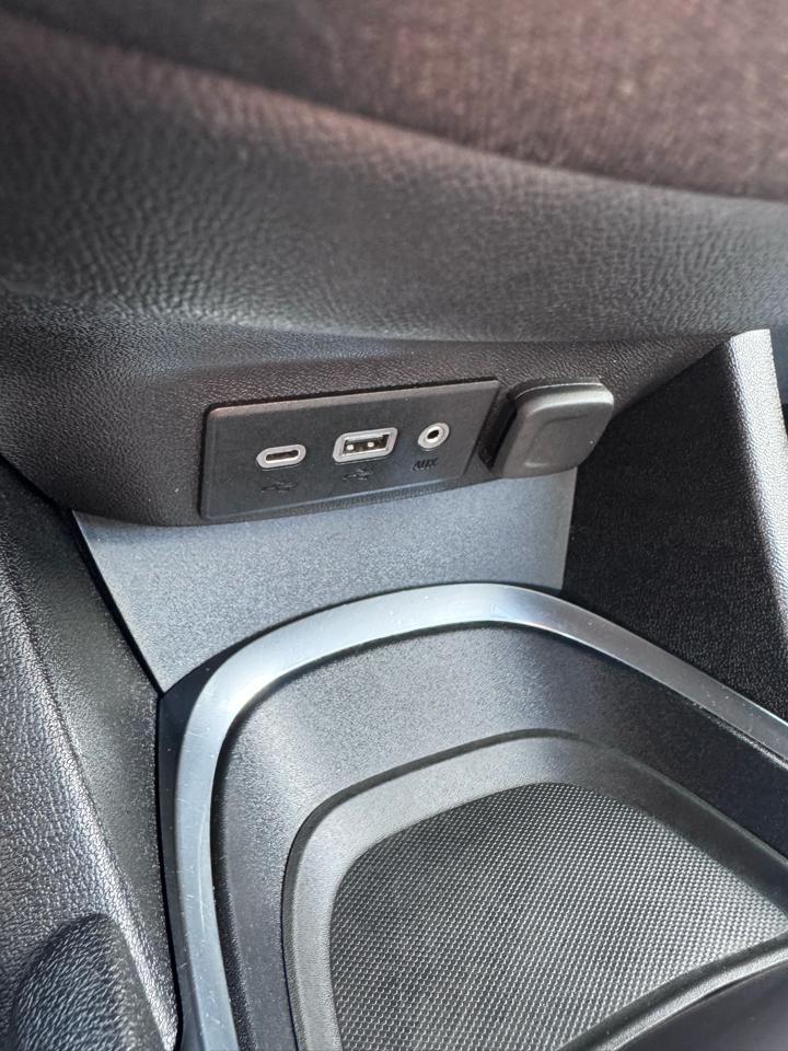 Chevrolet Malibu 4dr Sdn LT 2021