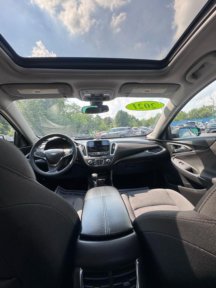 Chevrolet Malibu 4dr Sdn LT 2021