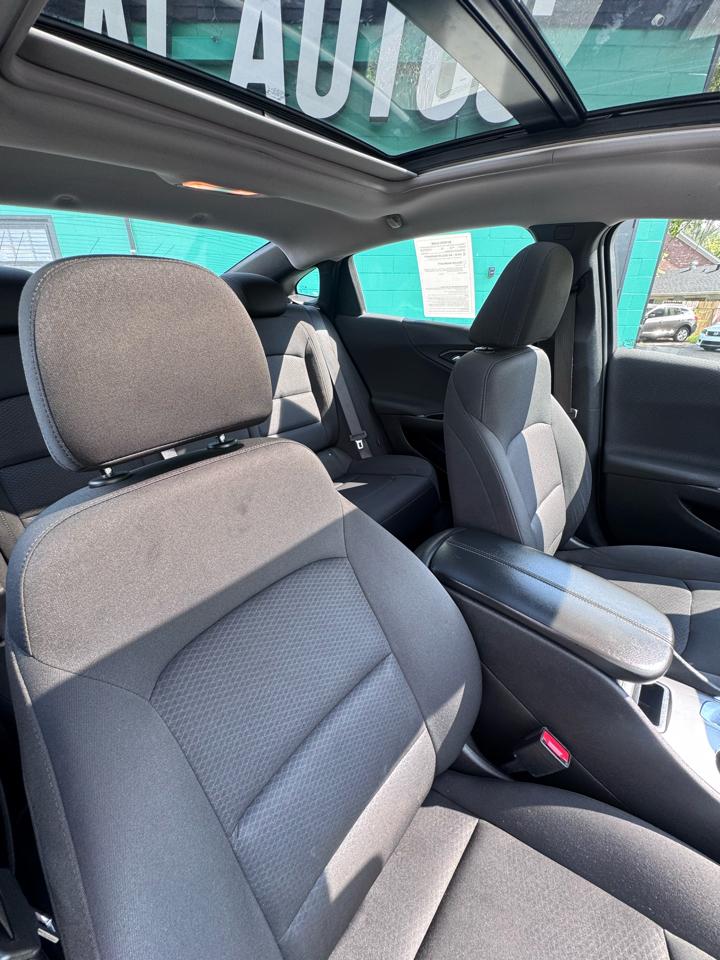 Chevrolet Malibu 4dr Sdn LT 2021