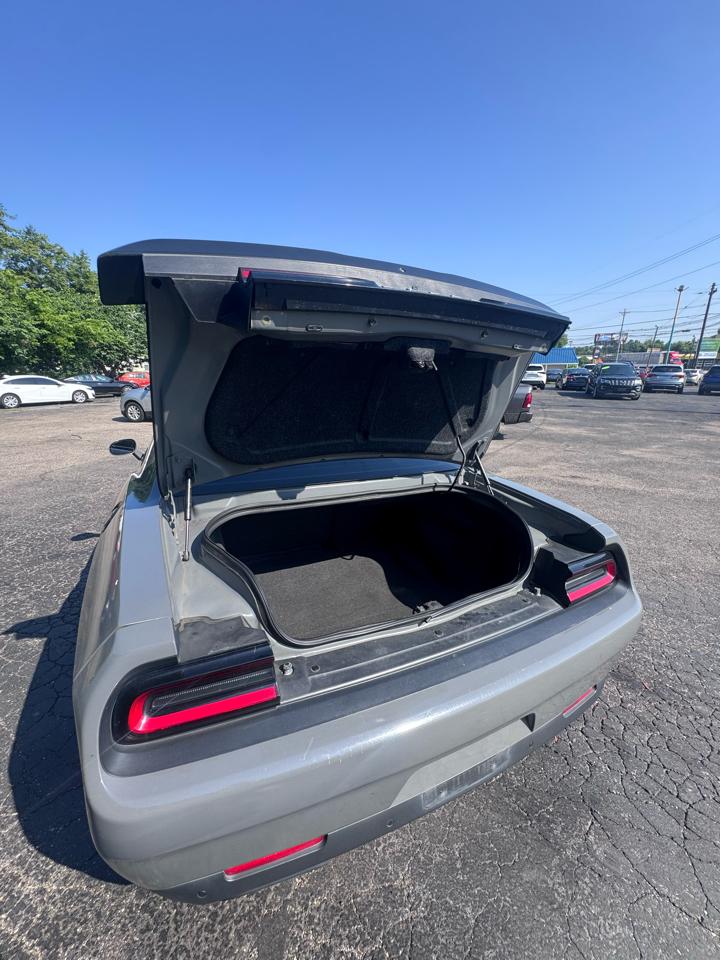 Dodge Challenger R/T RWD 2019