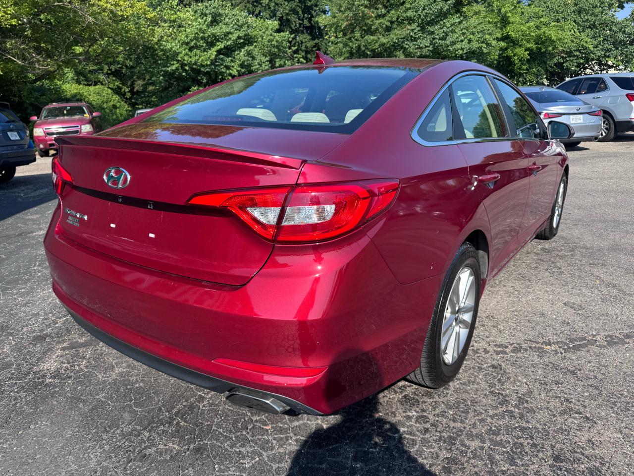 Hyundai Sonata 4dr Sdn 2.4L SE 2016