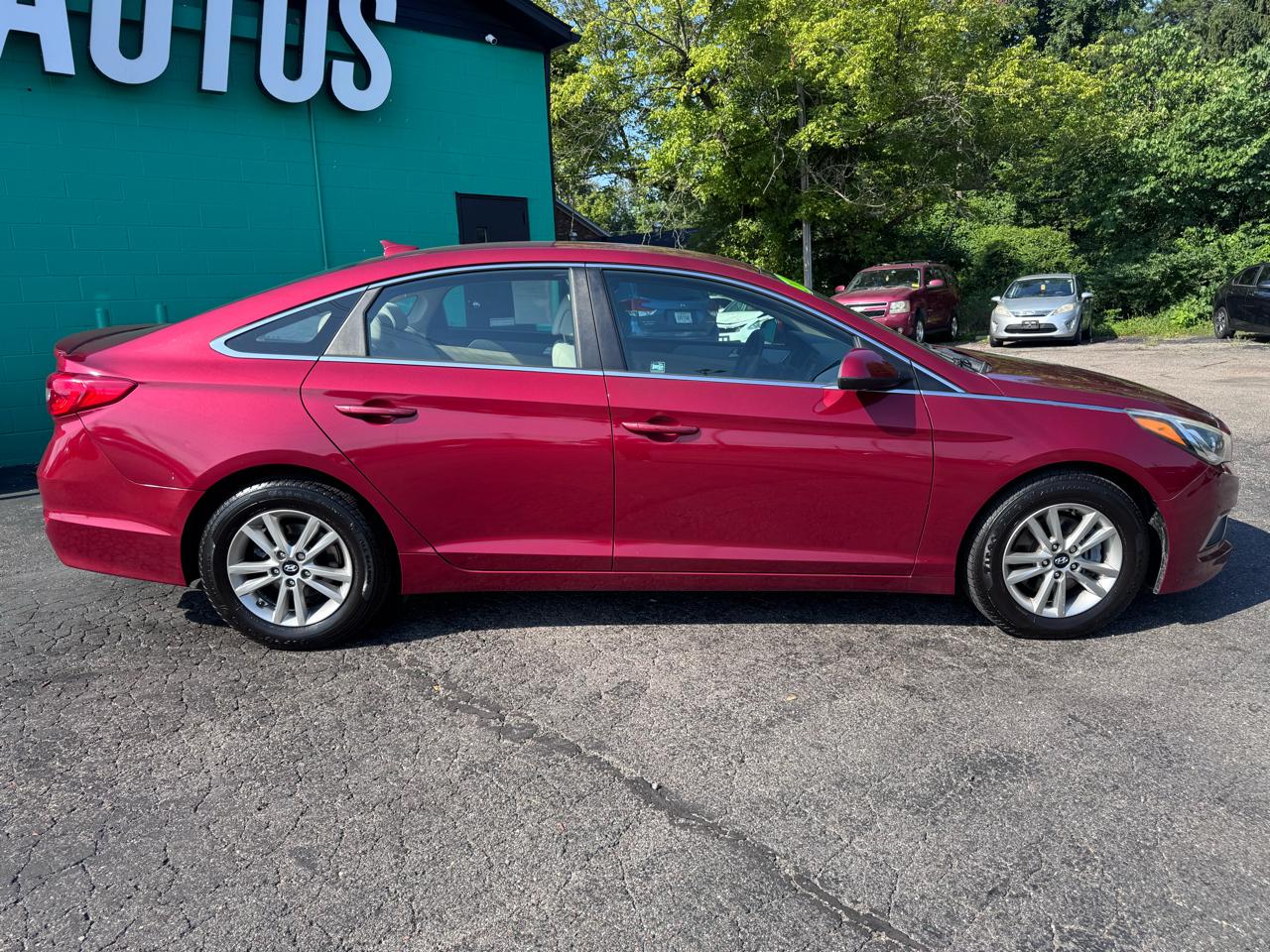 Hyundai Sonata 4dr Sdn 2.4L SE 2016