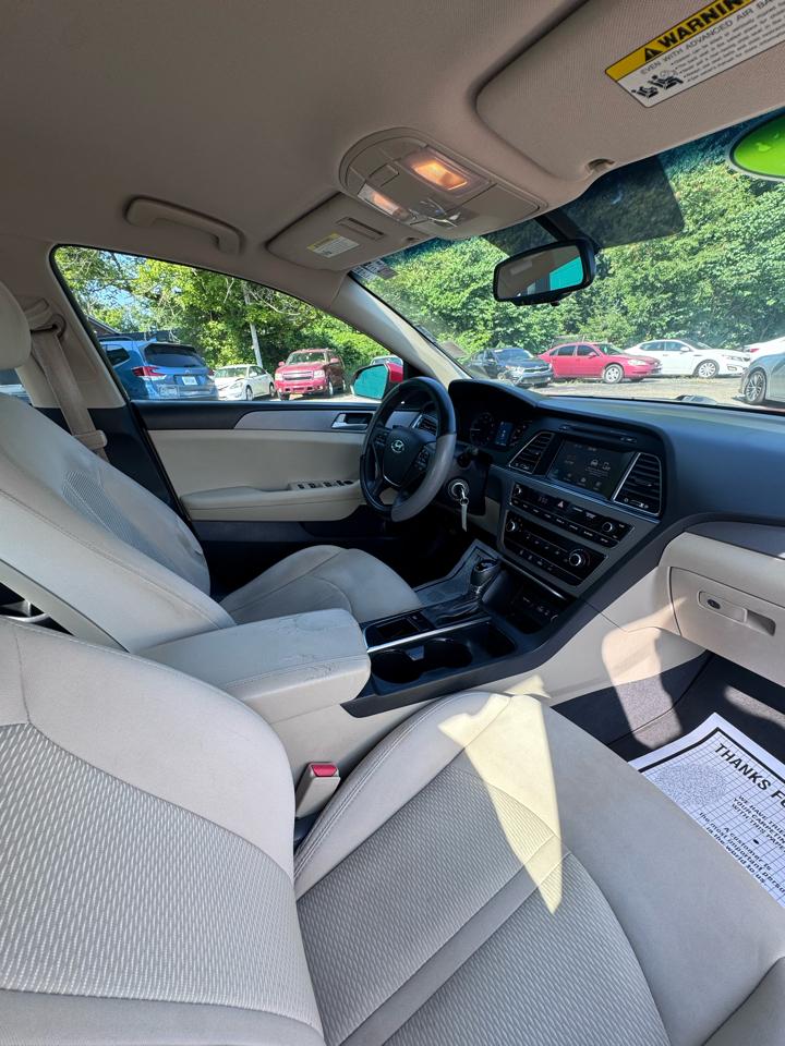 Hyundai Sonata 4dr Sdn 2.4L SE 2016