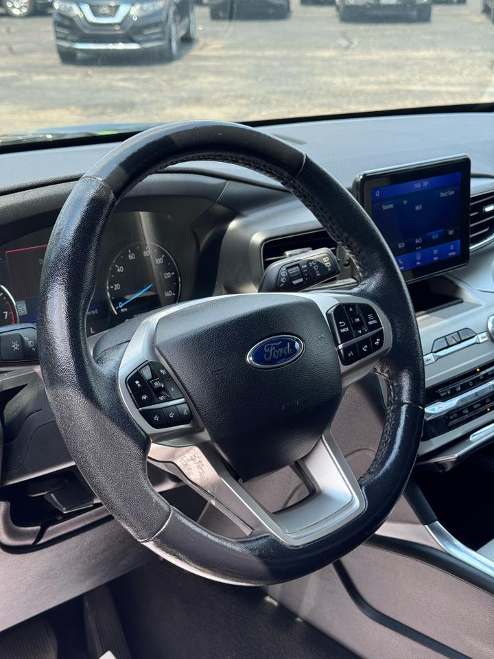 Ford Explorer XLT 4WD 2021