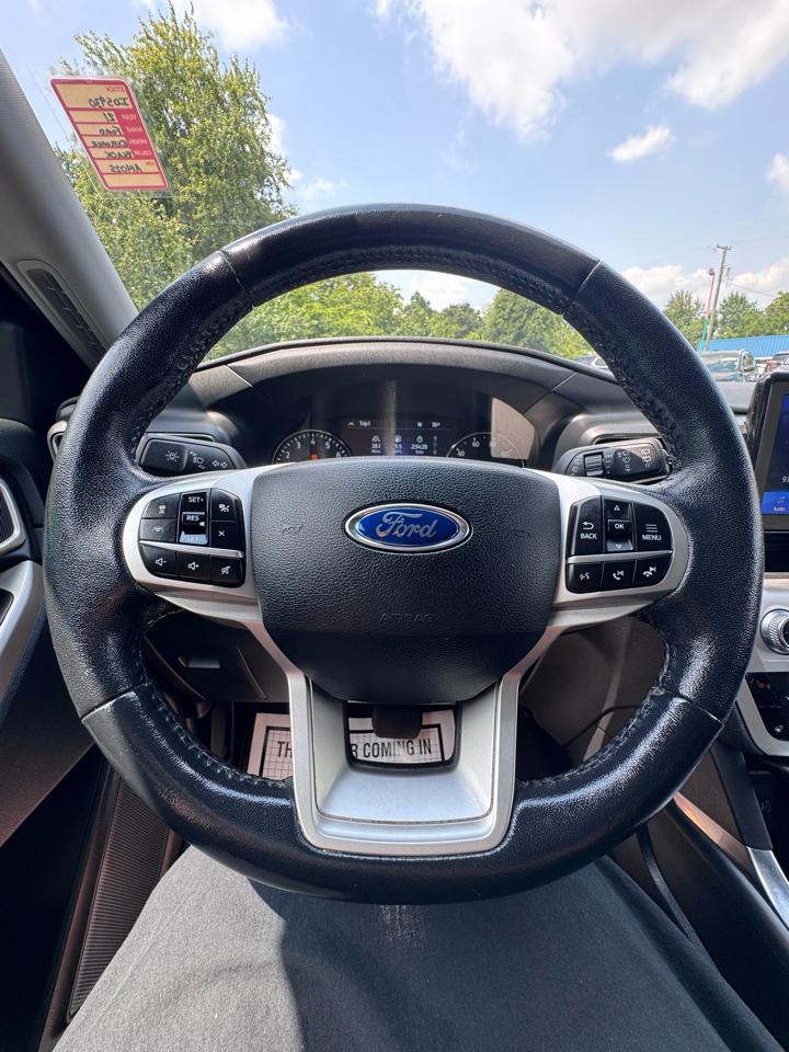 Ford Explorer XLT 4WD 2021