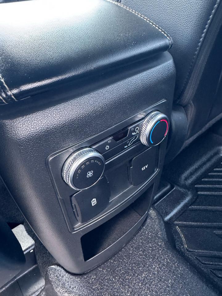 Ford Explorer XLT 4WD 2021