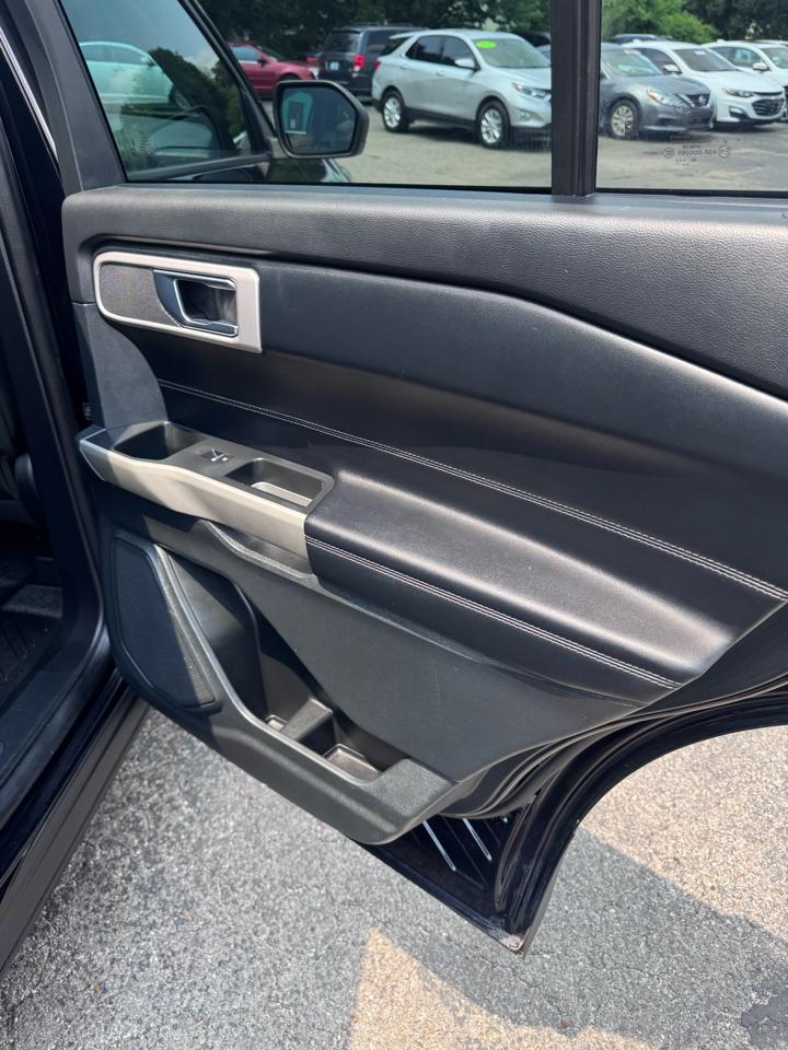 Ford Explorer XLT 4WD 2021