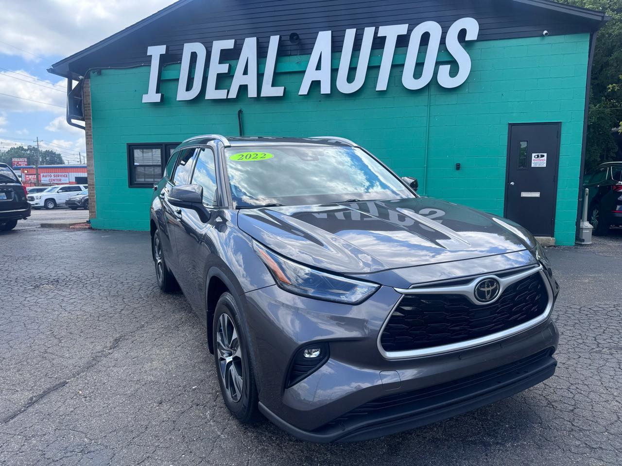 Toyota Highlander XLE FWD (Natl) 2022