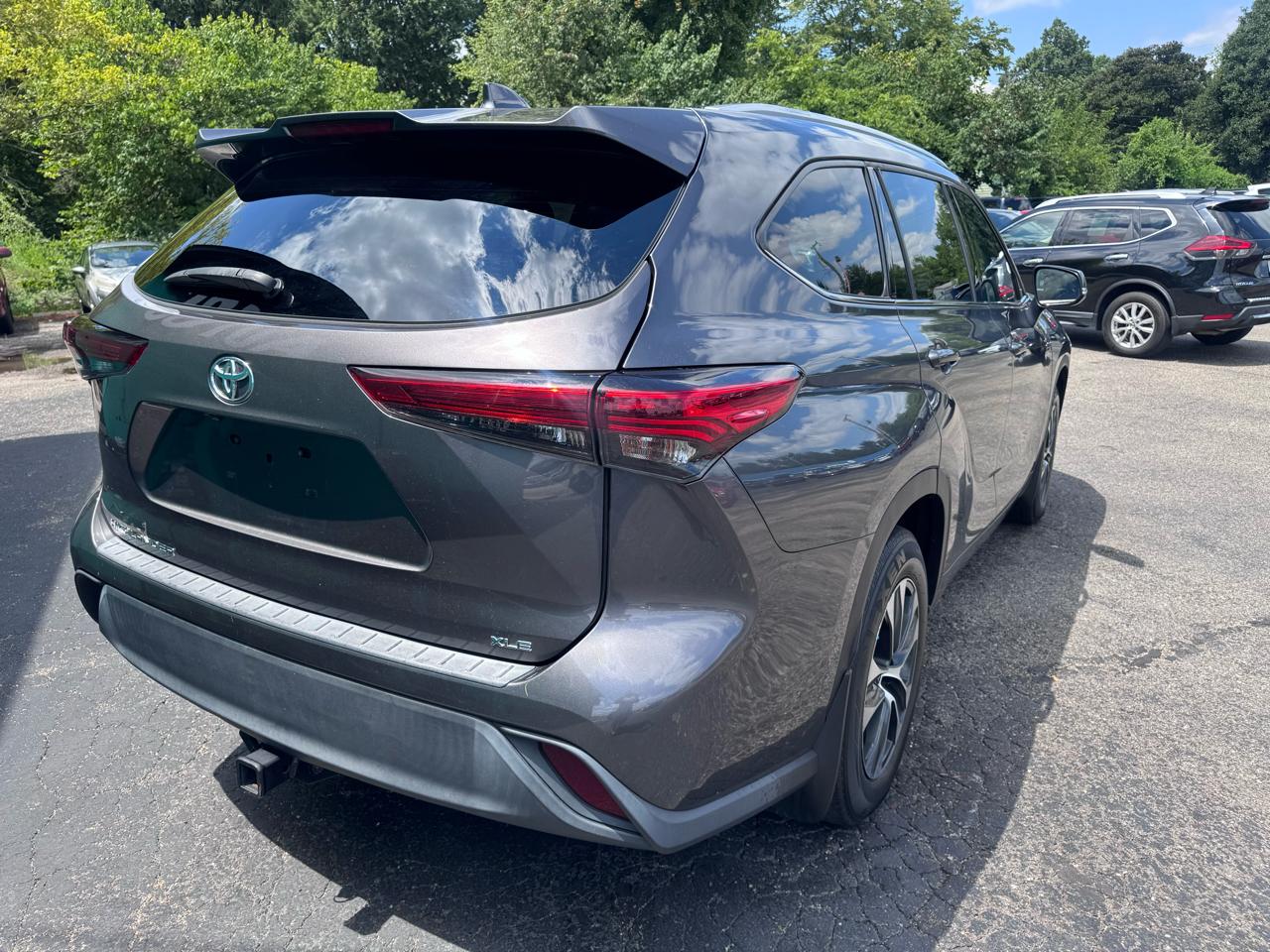 Toyota Highlander XLE FWD (Natl) 2022