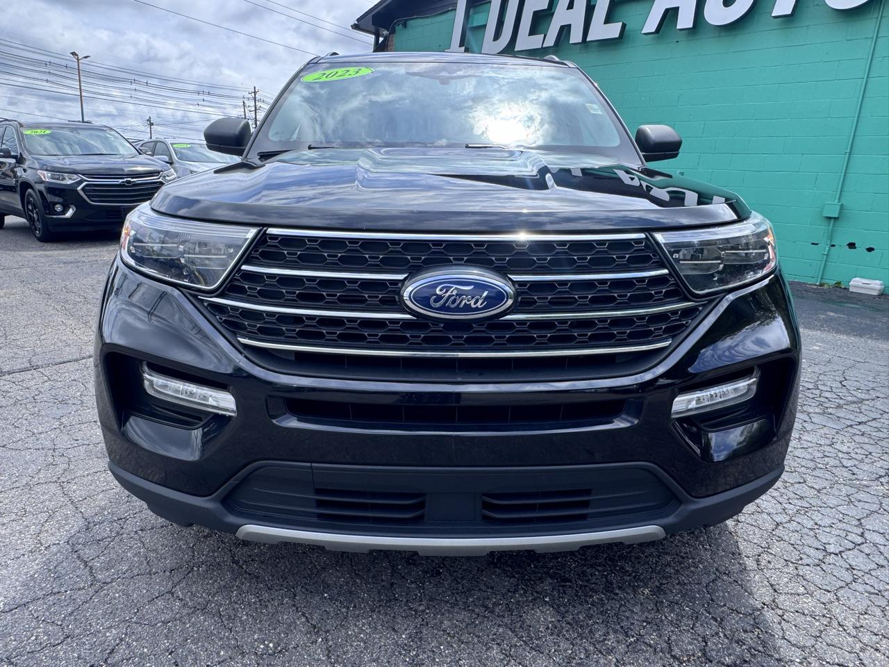 Ford Explorer XLT RWD 2023