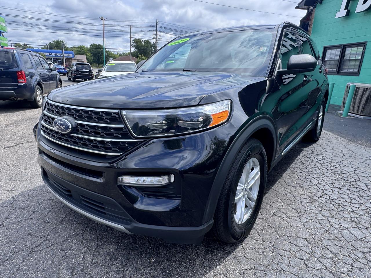 Ford Explorer XLT RWD 2023