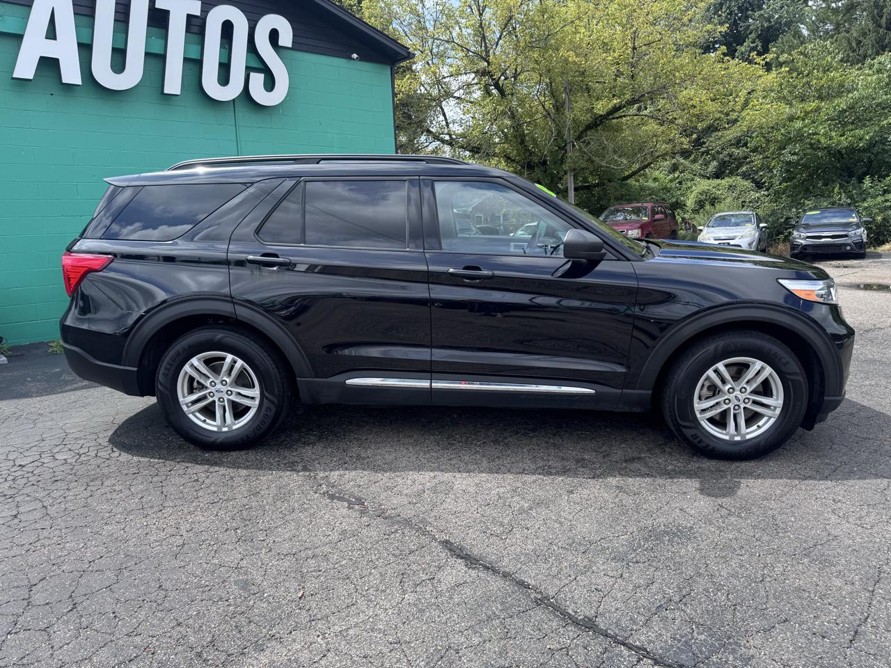 Ford Explorer XLT RWD 2023