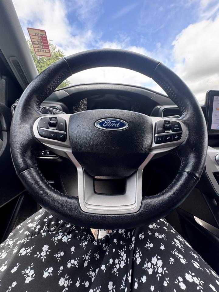 Ford Explorer XLT RWD 2023