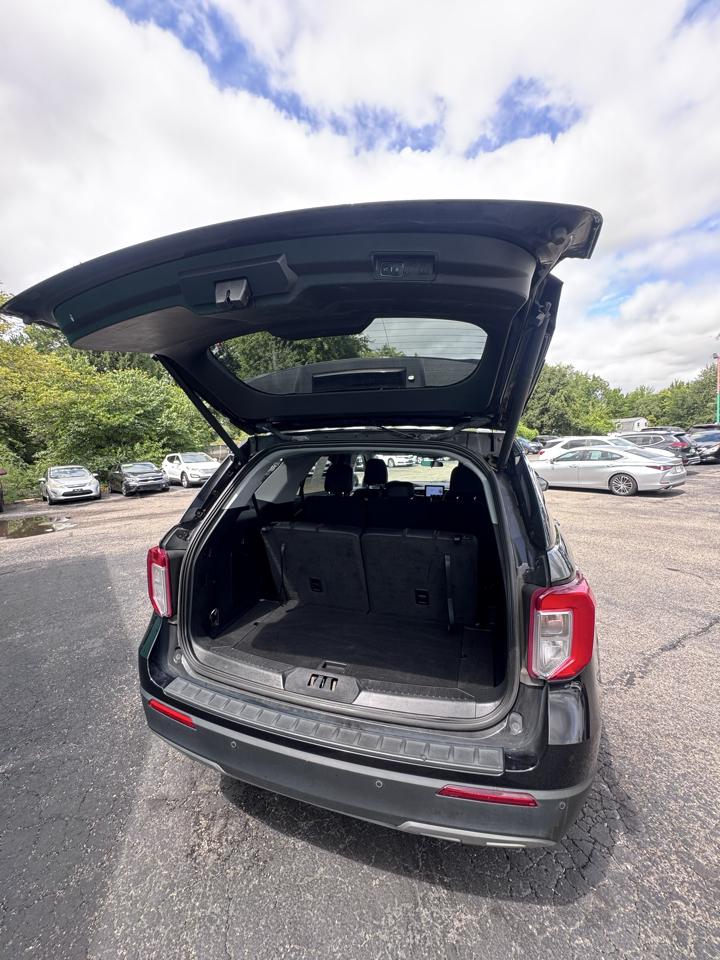 Ford Explorer XLT RWD 2023